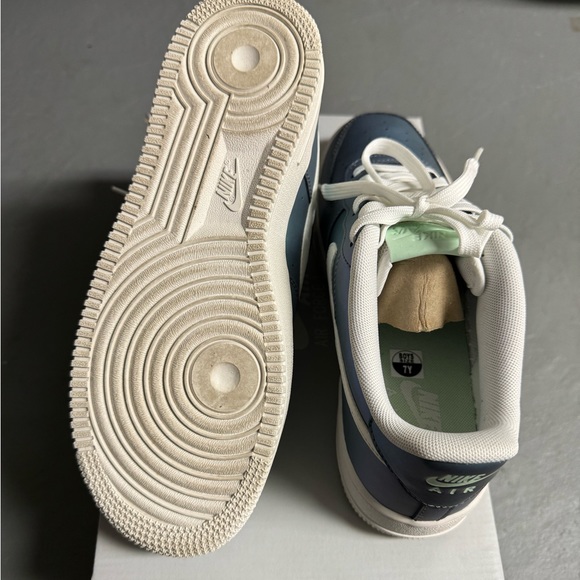 Nike Air Force 1s boys - Picture 7 of 8